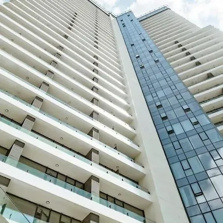 Luxury Flat With Sea & View - Gym & Parking 伊斯坦布尔