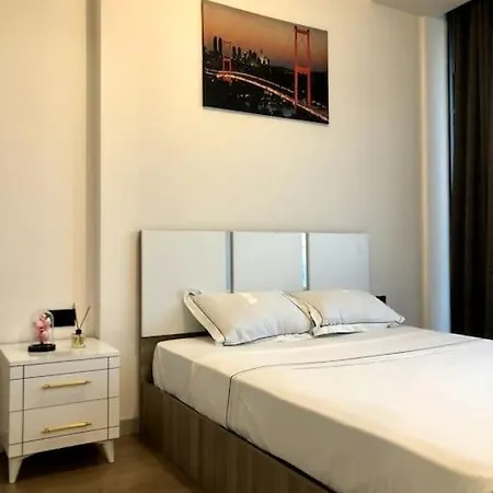 Luxury Flat With Sea & View - Gym & Parking Lägenhet *